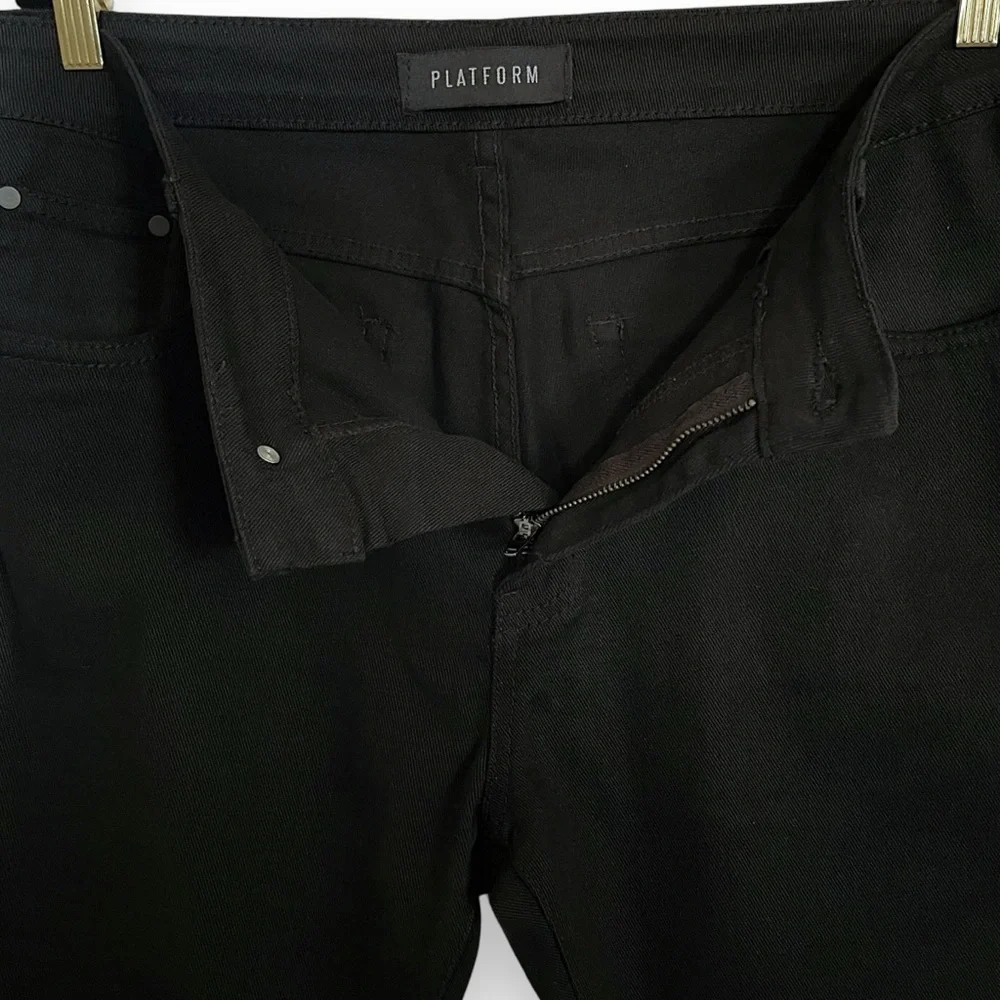 Platform Men’s Jeans 36/30 Modern Classic Slim Stretch Black Denim Ripped Knees